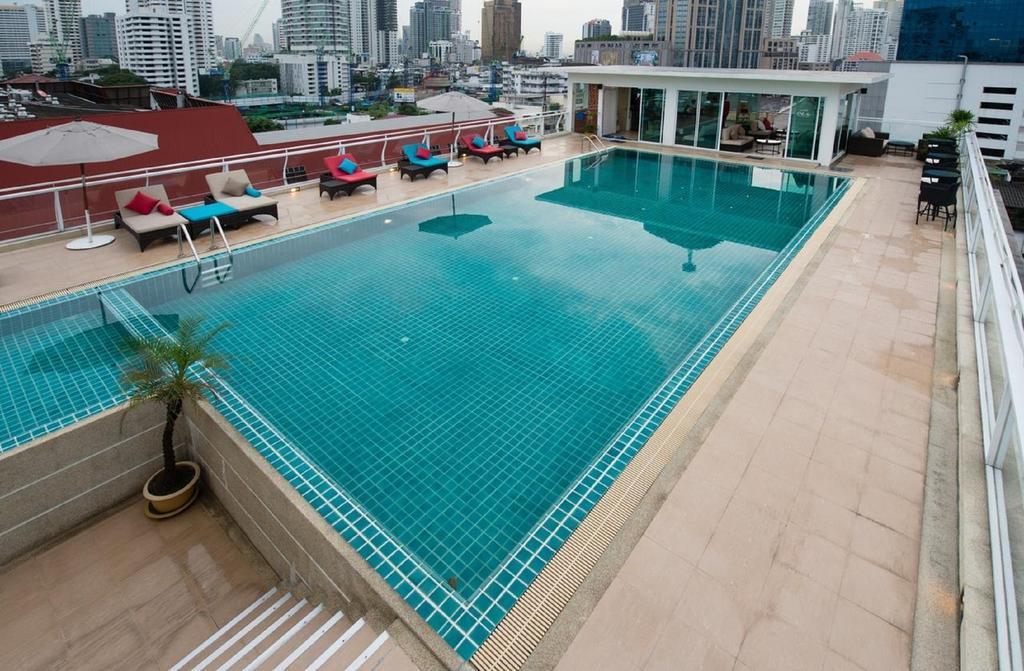 The Bless Hotel And Residence Bangkok Extérieur photo